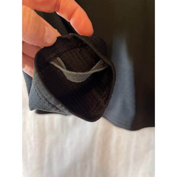 Patagonia Capilene Base Layer Midweight Quarter Zip Women Black Medium Top - Picture 5 of 7